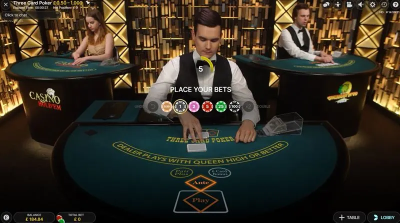 Live Three Card Poker so živým krupiérom